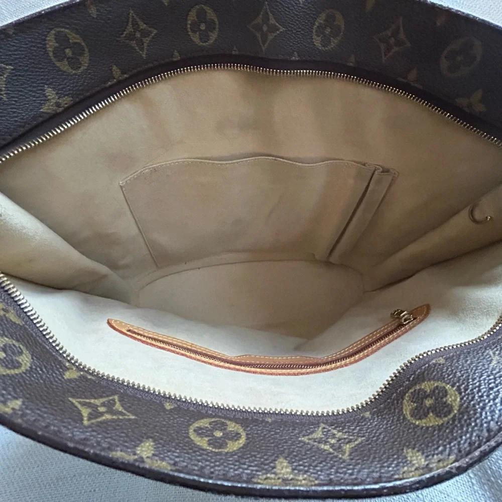 Louis Vuitton vintage shoulder bag - Picture 12 of 16